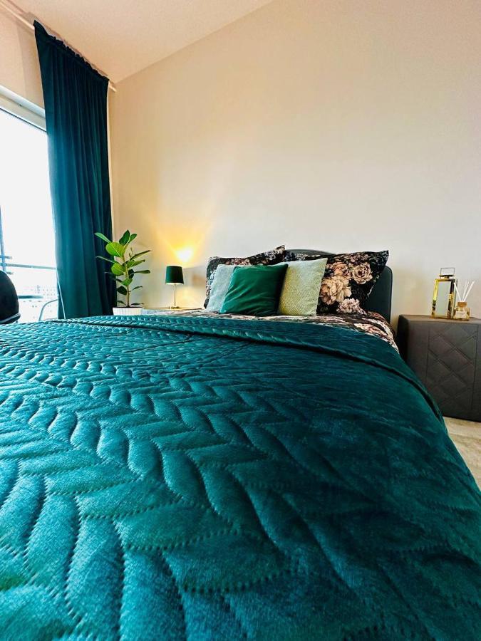 Appartamento Uroczy Apartament Blisko Centrum Warszawy Varsavia Esterno foto